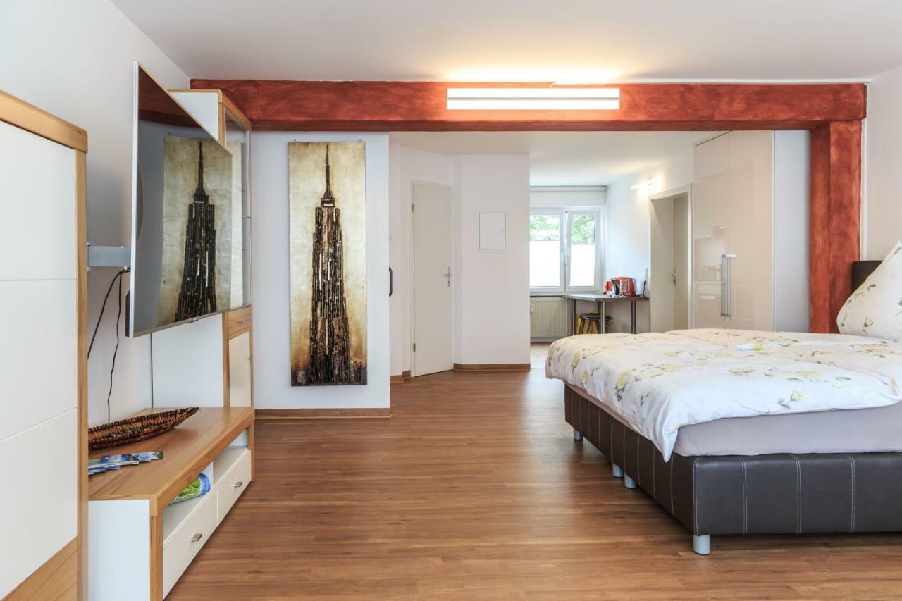 Haus Pia Executive Apartments フリードリヒスハーフェン エクステリア 写真